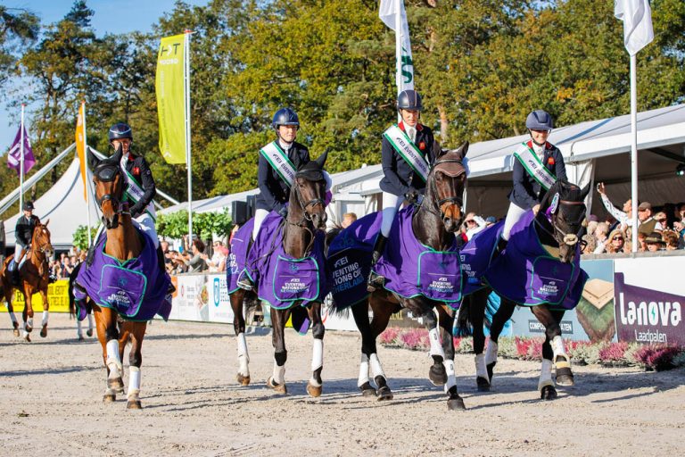 Opposition Heraldik Girl - FEI Nations Cup GOLD medallist - maternal sister to Future Heresy